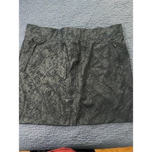 Orvis Black Skort with Subtle Print Size XL EUC